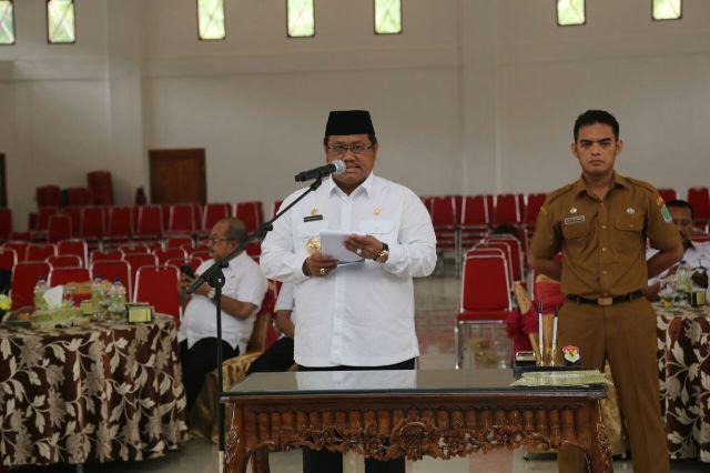 Bupati Labura