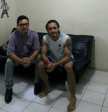 Tak Bisa Bangkit