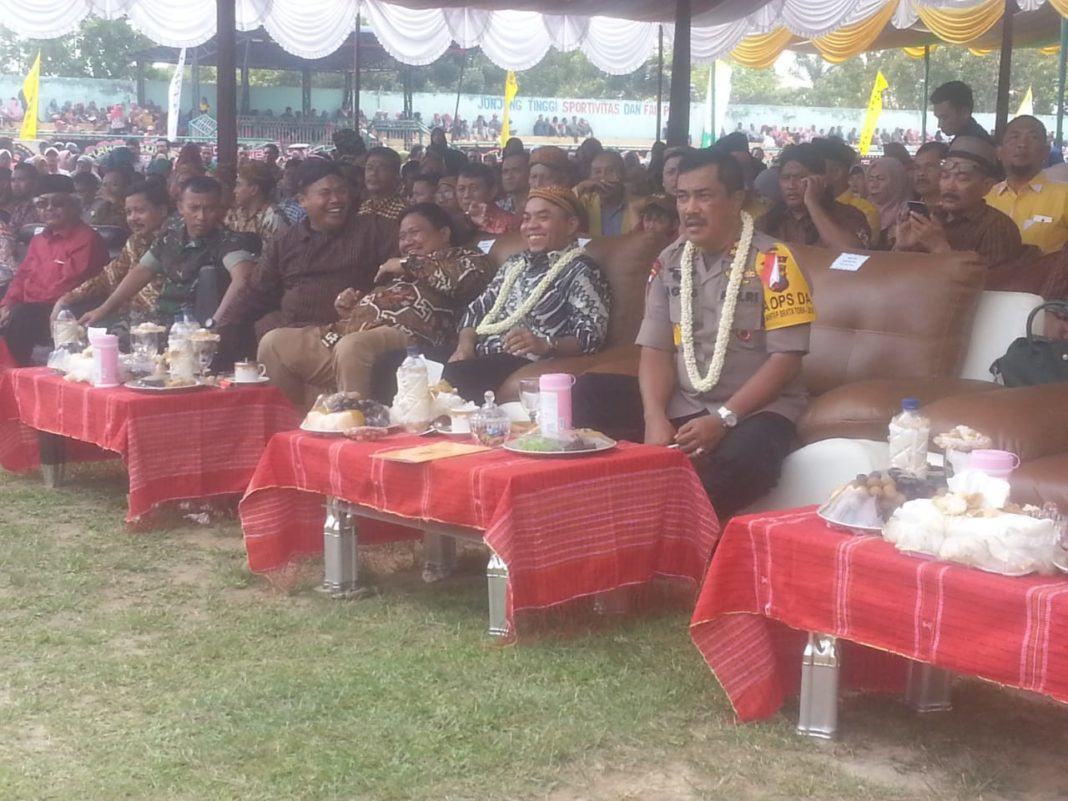Plt Bupati Hadiri Pelantikan
