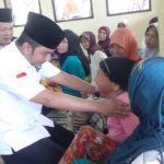 Bupati Tapanuli Tengah Salurkan Zakat, Resmikan Masjid dan Buka Puasa Bersama