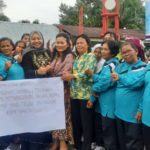 Aksi Spontanitas Masyarakat Ucapkan Terima Kasih Pada Bupati