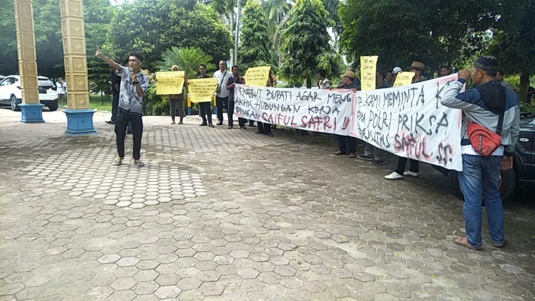 Rakyat Kebingungan Akan