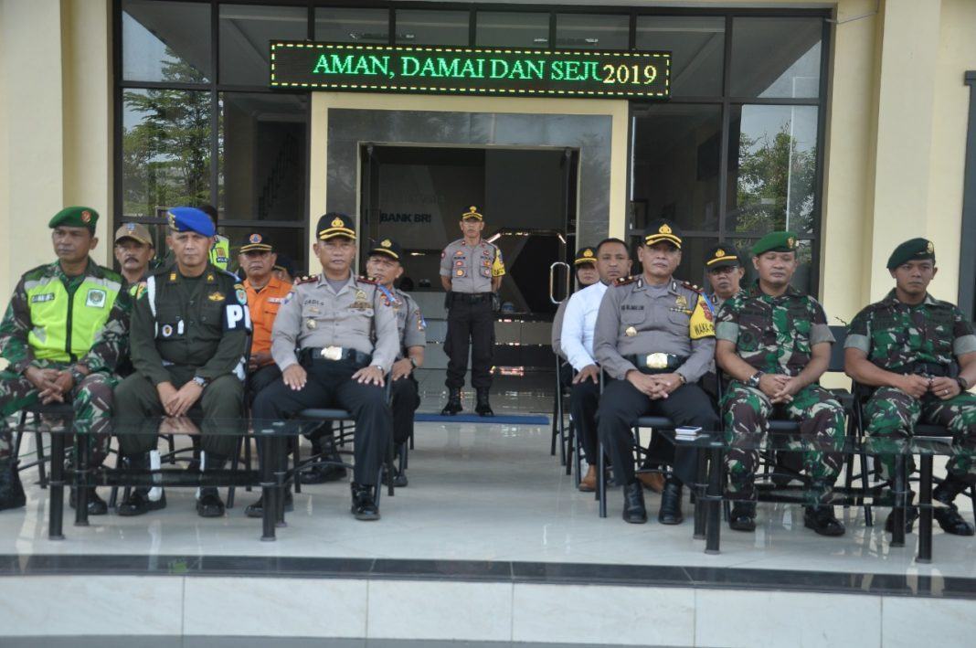 Kapolres Himbau