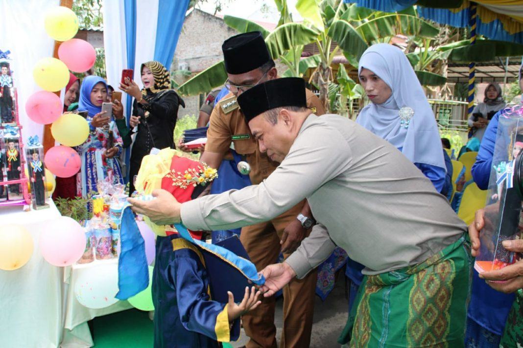 Pelepasan Siswa RA