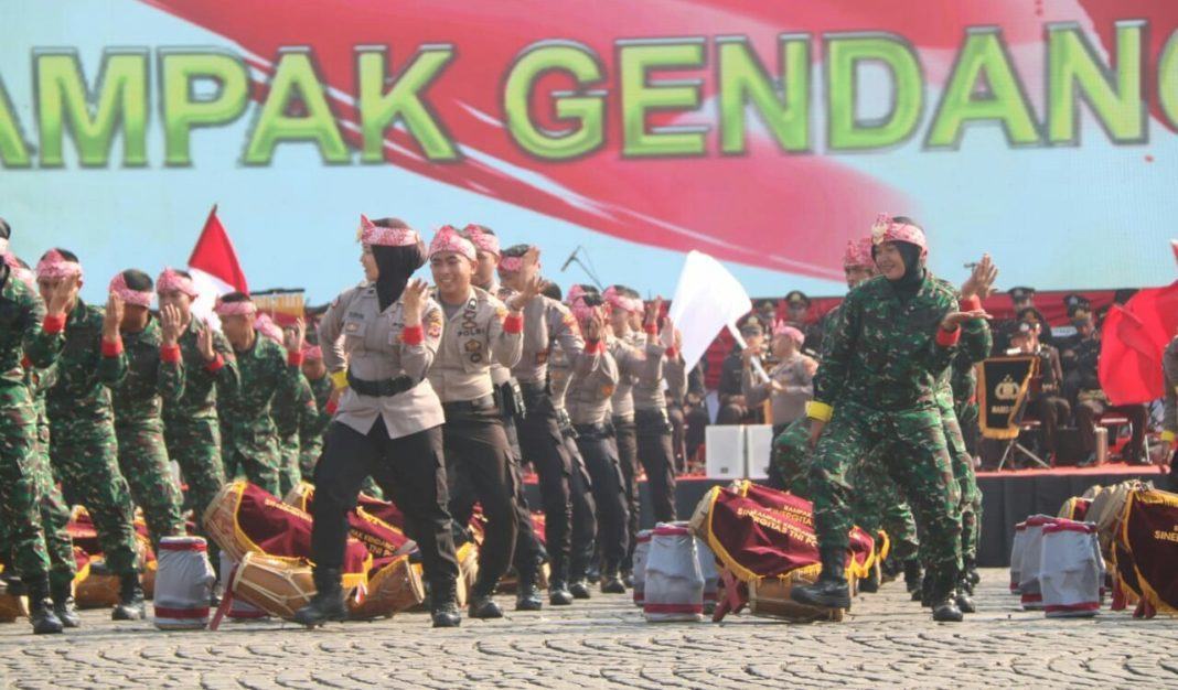 HUT Bhayangkara di Banjar, TNI-Polri Kolaborasi Rampak Gendang