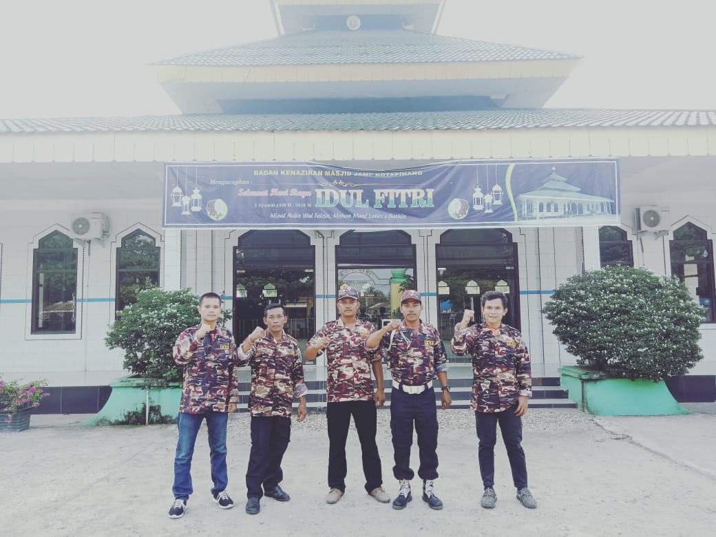 FKPPI Rayon 11/KP Kota Pinang Gagas Program Bersihkan Rumah Ibadah