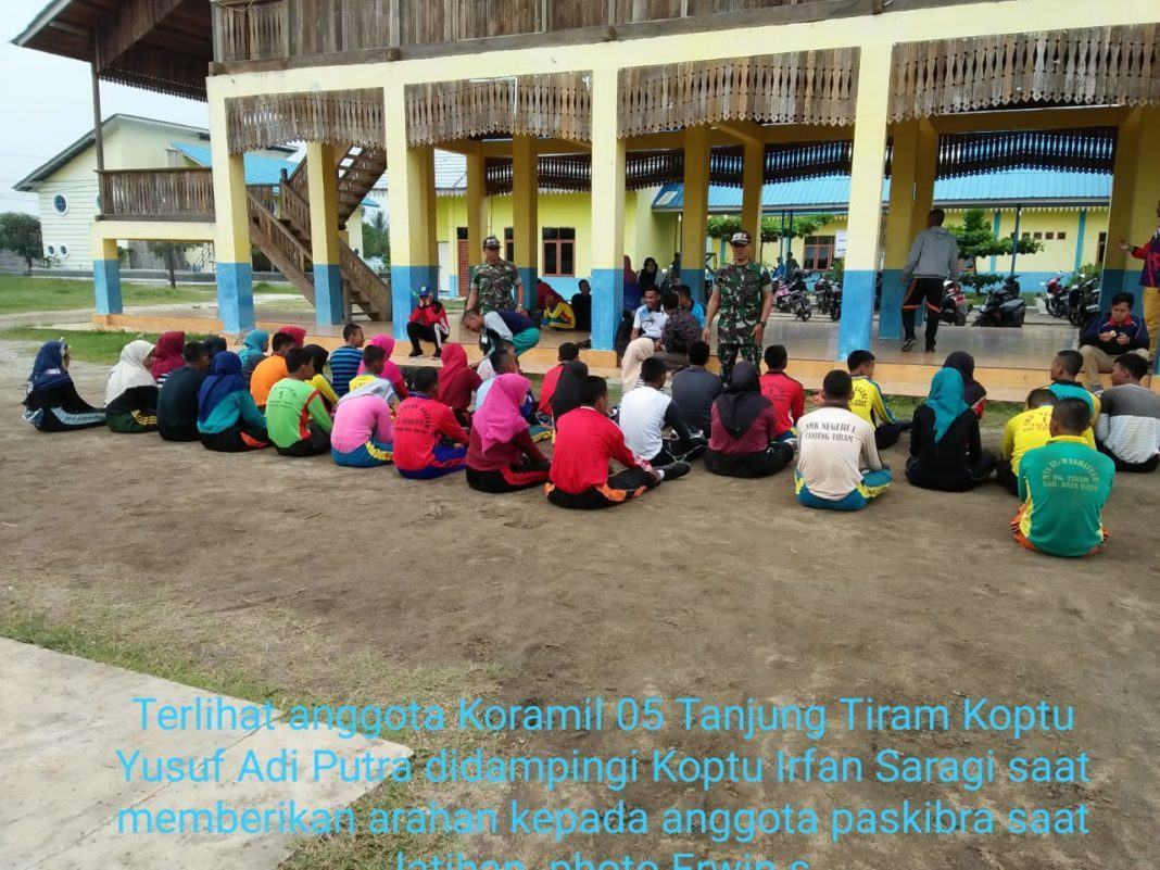 Menjelang HUT RI ke-74, Paskibra Tanjung Tiram Melakukan Persiapan