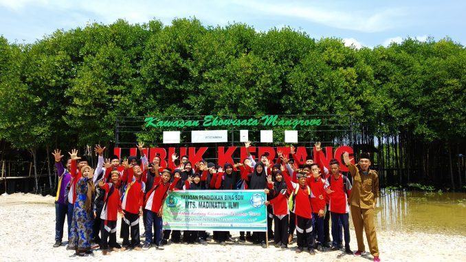 Wisata Mangrove Lubuk Kertang, MTS Madinatul Ilmi Belajaran di Luar Kelas