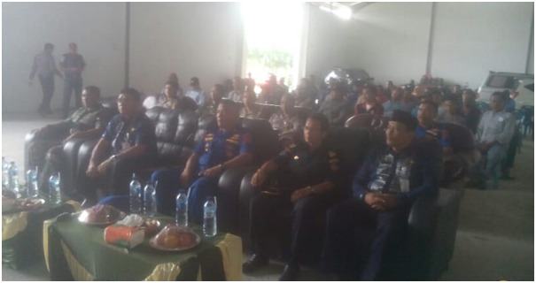 Bupati Batu Bara, Serahkan Bantuan Ganti Alat Penangkap Ikan Terlarang