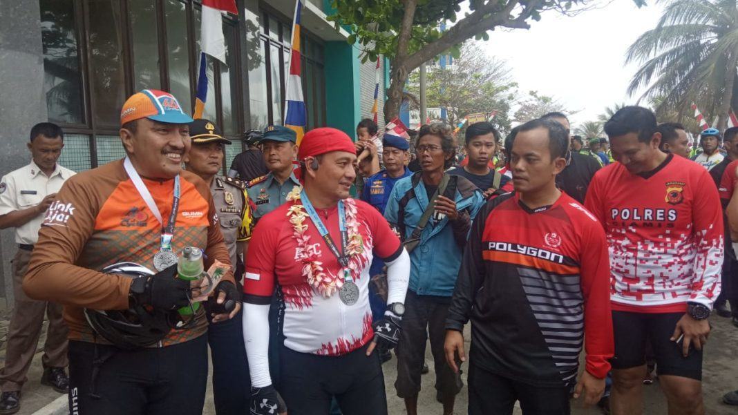 Goes Bareng Kemerdekaan, TNI dan Polri Bersepeda 100 KM