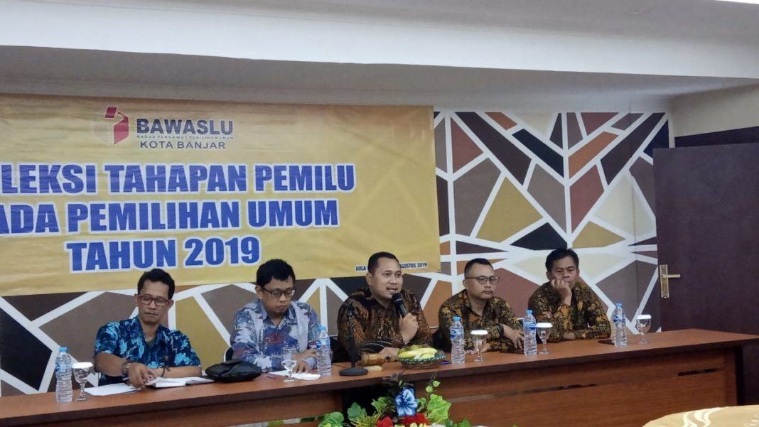 Refleksi Tahapan Pemilu, Bawaslu Banjar Lakukan Pendidikan Politik Masyarakat Refleksi Tahapan Pemilu, Bawaslu Banjar Lakukan Pendidikan Politik Masyarakat