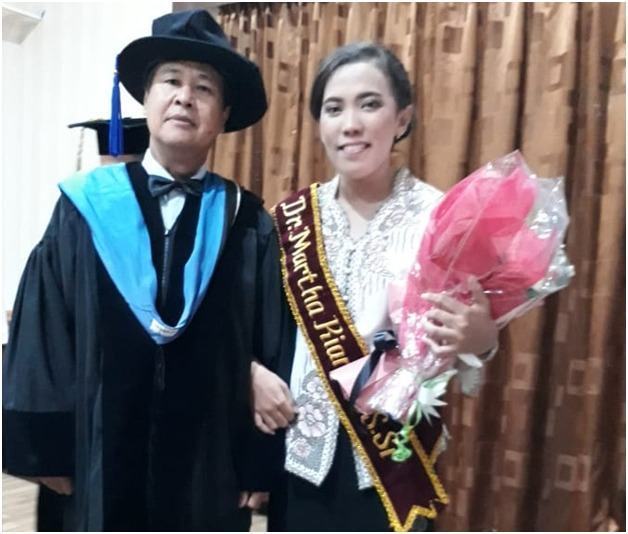 Di Usia 26 Tahun, Martha Rianna Meraih Gelar Doktor