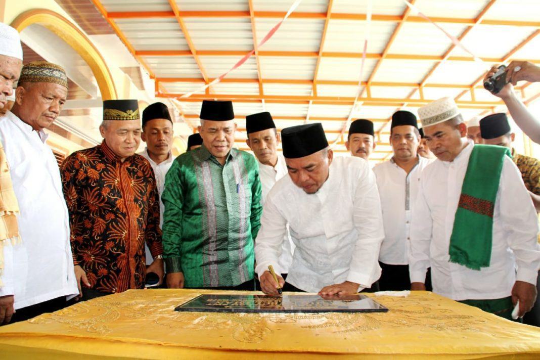 Plt Bupati Labuhanbatu, Resmikan Masjid Nurul Iman 