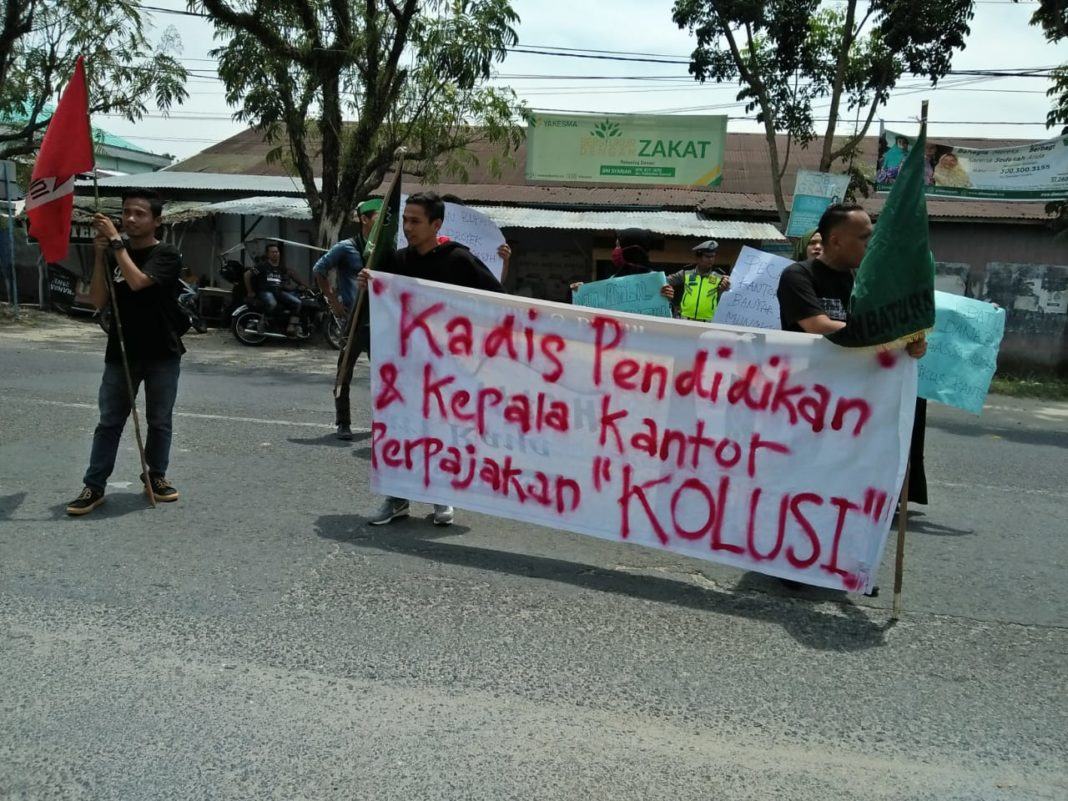GMNI dan HMI, Menggeruduk Kantor Bupati Labuhanbatu