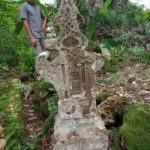Diatas Bukit Pulau Nias, Situs Nisan Islam Aceh Menyatu dengan Artefak Megalikum