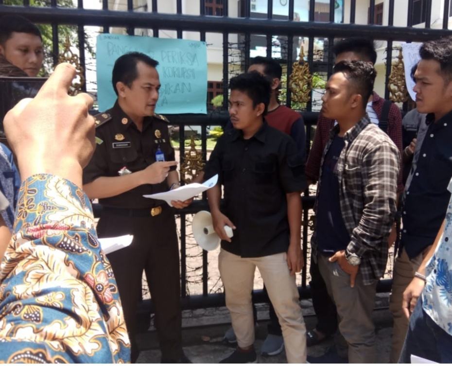 LINKKAR dan GMPB, Aksi Terkait Dugaan Korupsi Kadis Pariwisata Labusel