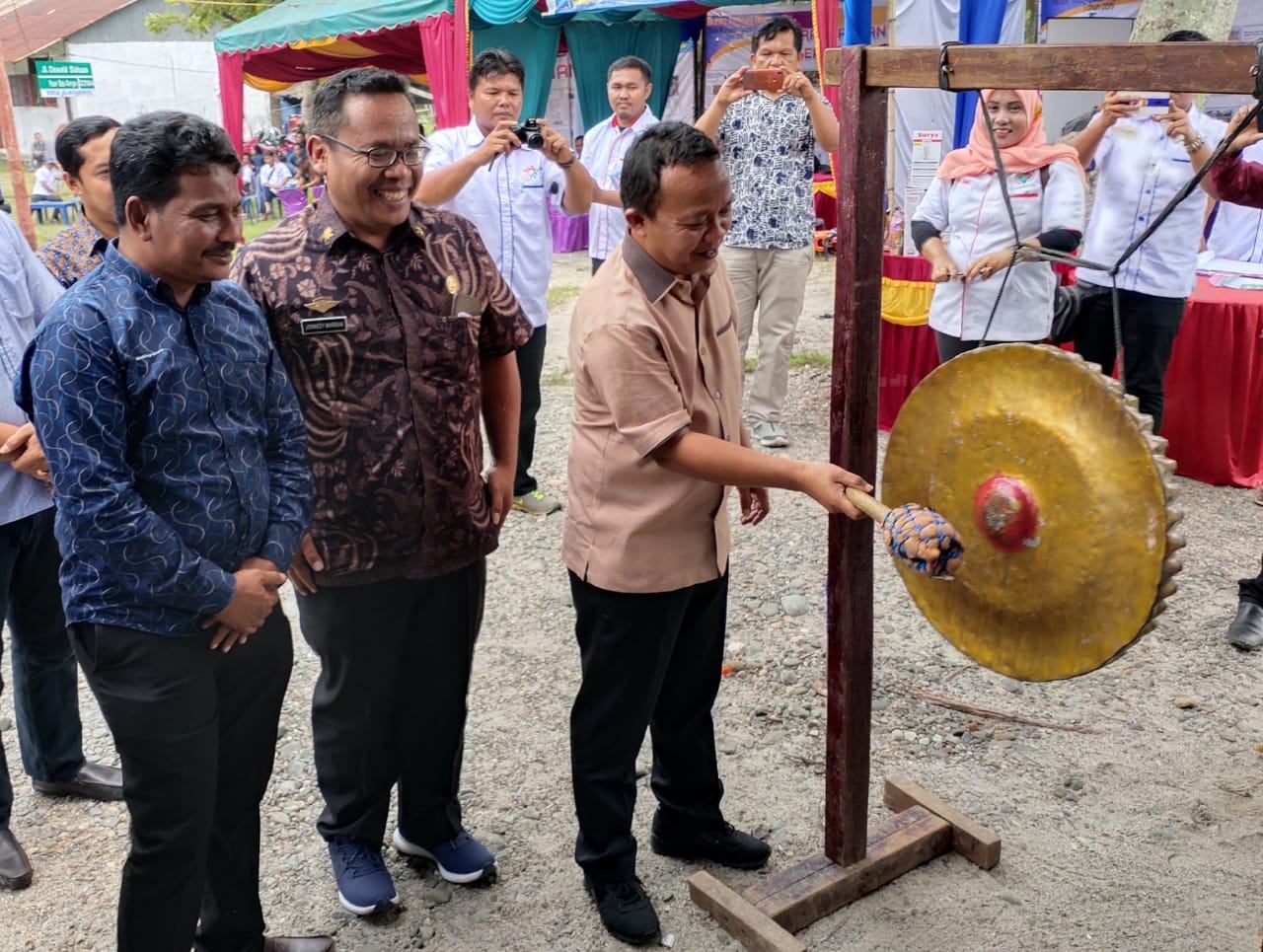 Wakil Bupati Tapteng Resmi Buka Inovasi Desa Cluster II