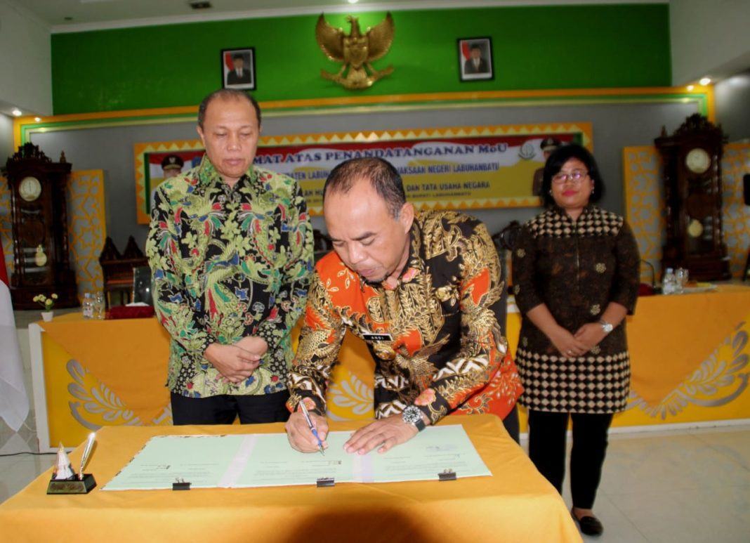Pemkab Labuhanbatu, Tandatangani MoU dengan Kejaksaan Negeri Tentang Penanganan Masalah Hukum