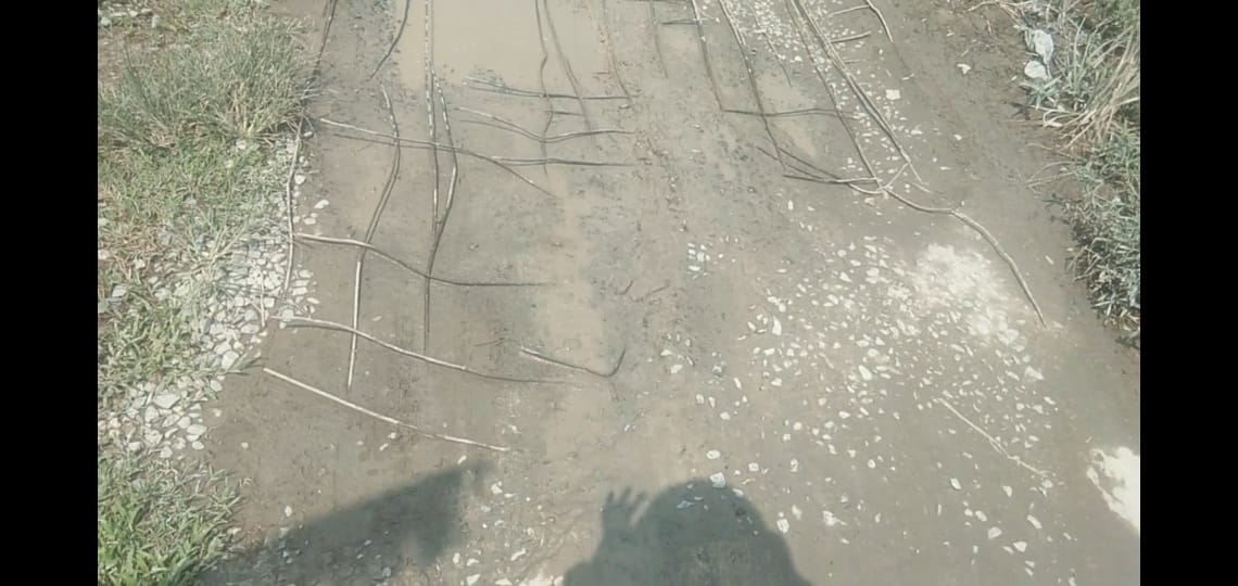Diduga Bangunan Jalan ADD di Desa Sei Baru Labuhanbatu Asal Jadi
