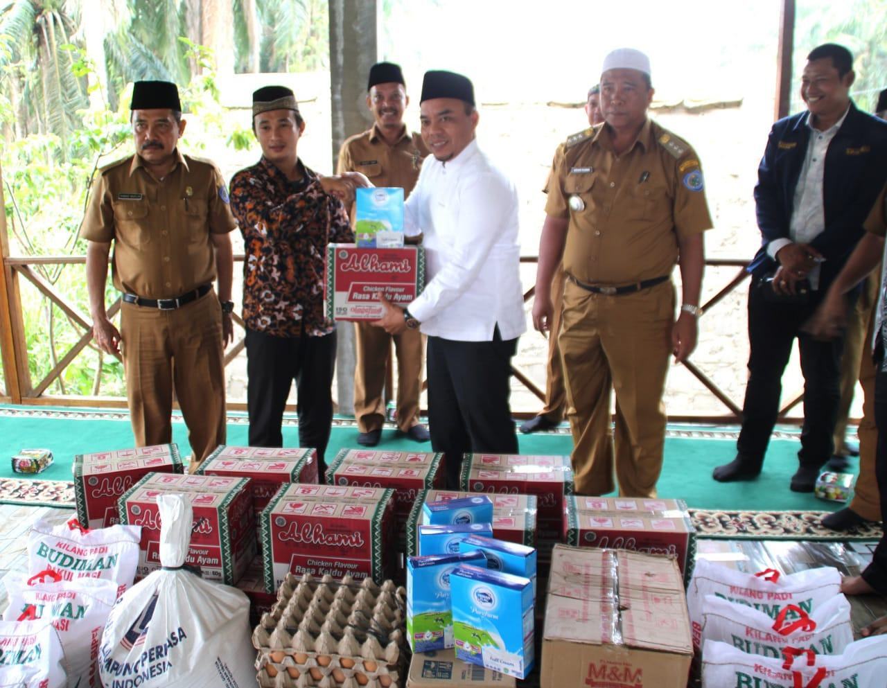 Sambut HUT Ke-74 Labuhanbatu, Bupati Anjangsana Ke Panti Asuhan dan Panti Jompo