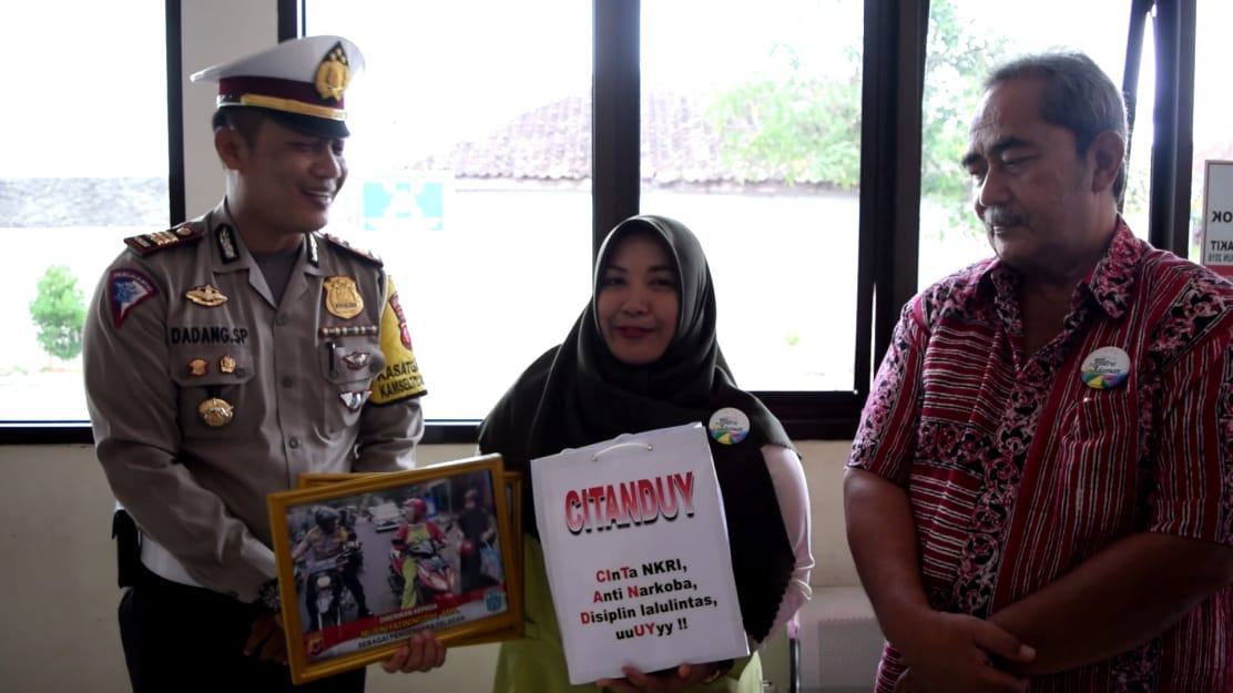 Satlantas Polres Banjar, Beri Reward kepada Citanduy