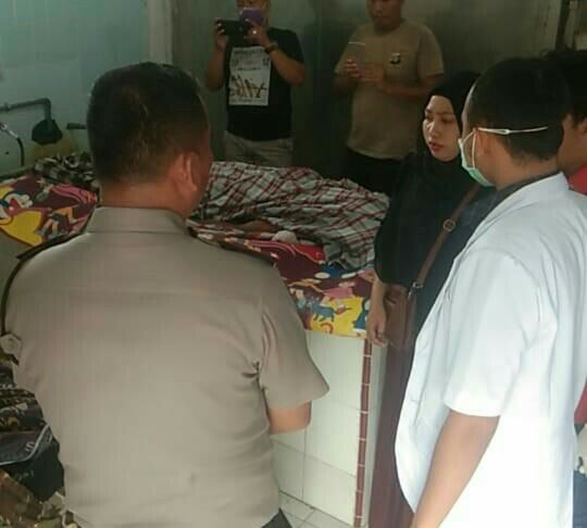 Pasutri Tergantung, Keluarga Minta Polisi Tangkap Pelaku Pembunuhan