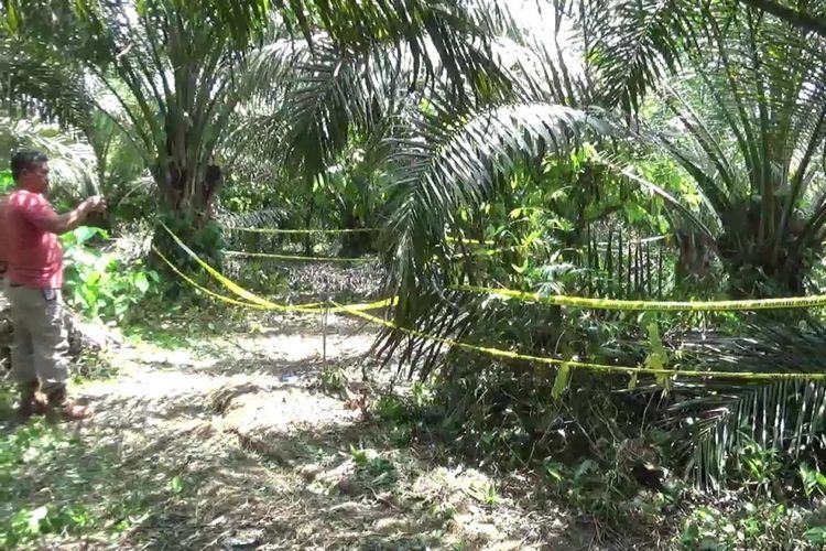 Warga di Barak PT STA Labusel, Bacok Rekannya