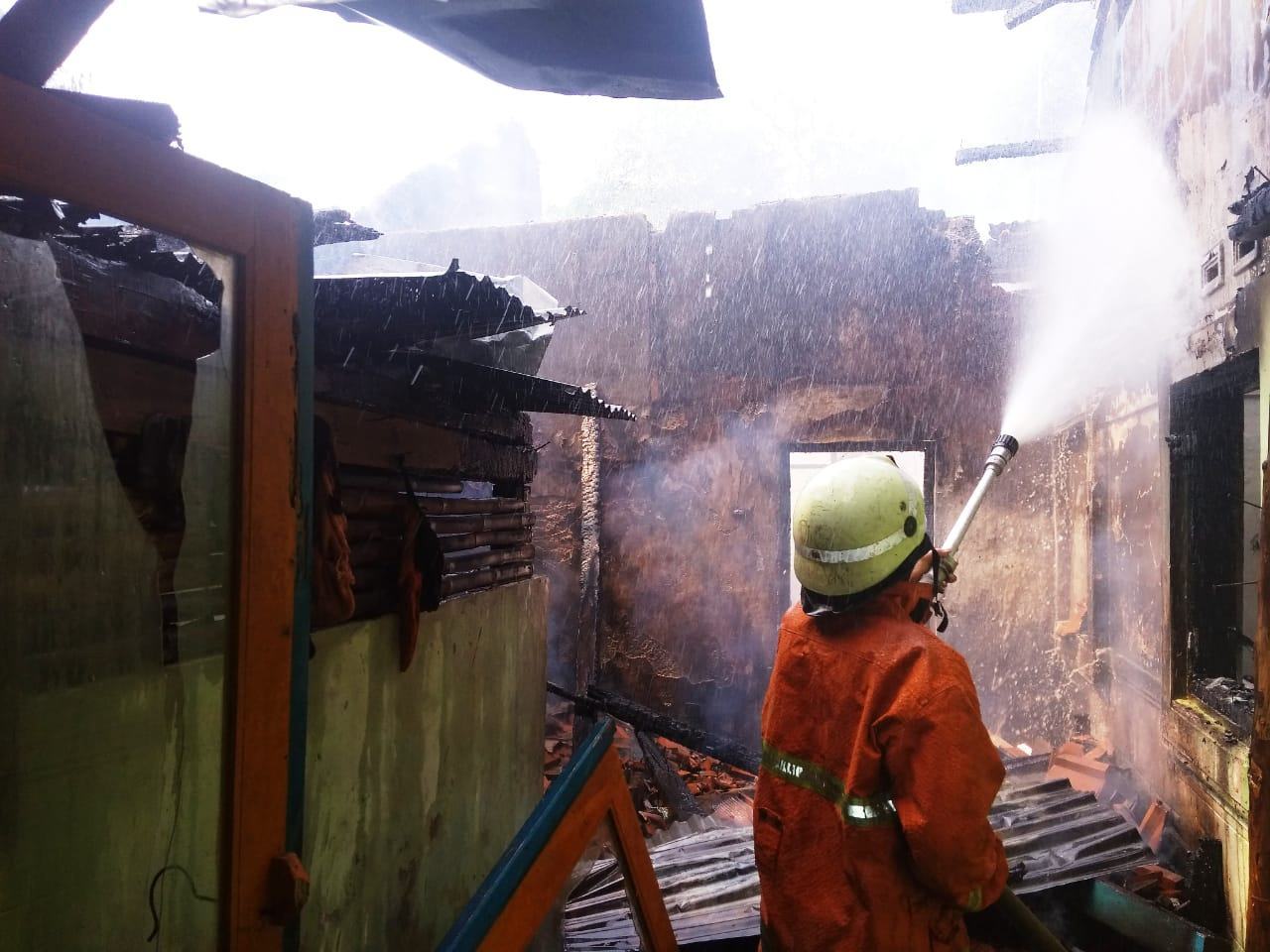 Kebakaran di Banjar, Pemilik Rumah Mengungsi