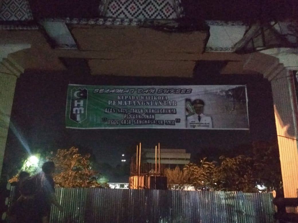 HMI Kritik Pembangunan Tugu Raja Sangnaualuh DMK yang Mangkrak