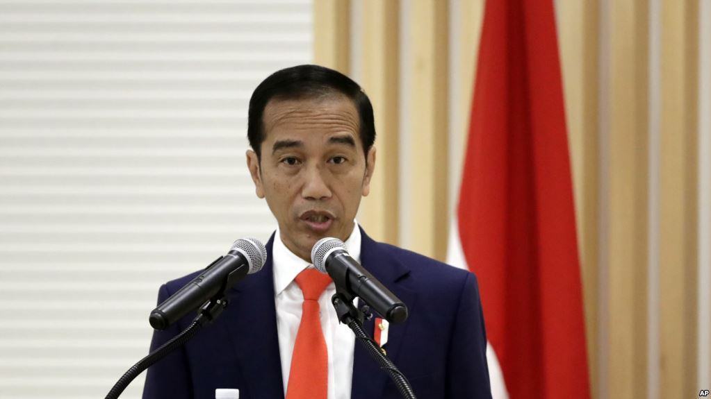 Cangkul Masih Impor, Jokowi Kebangetan