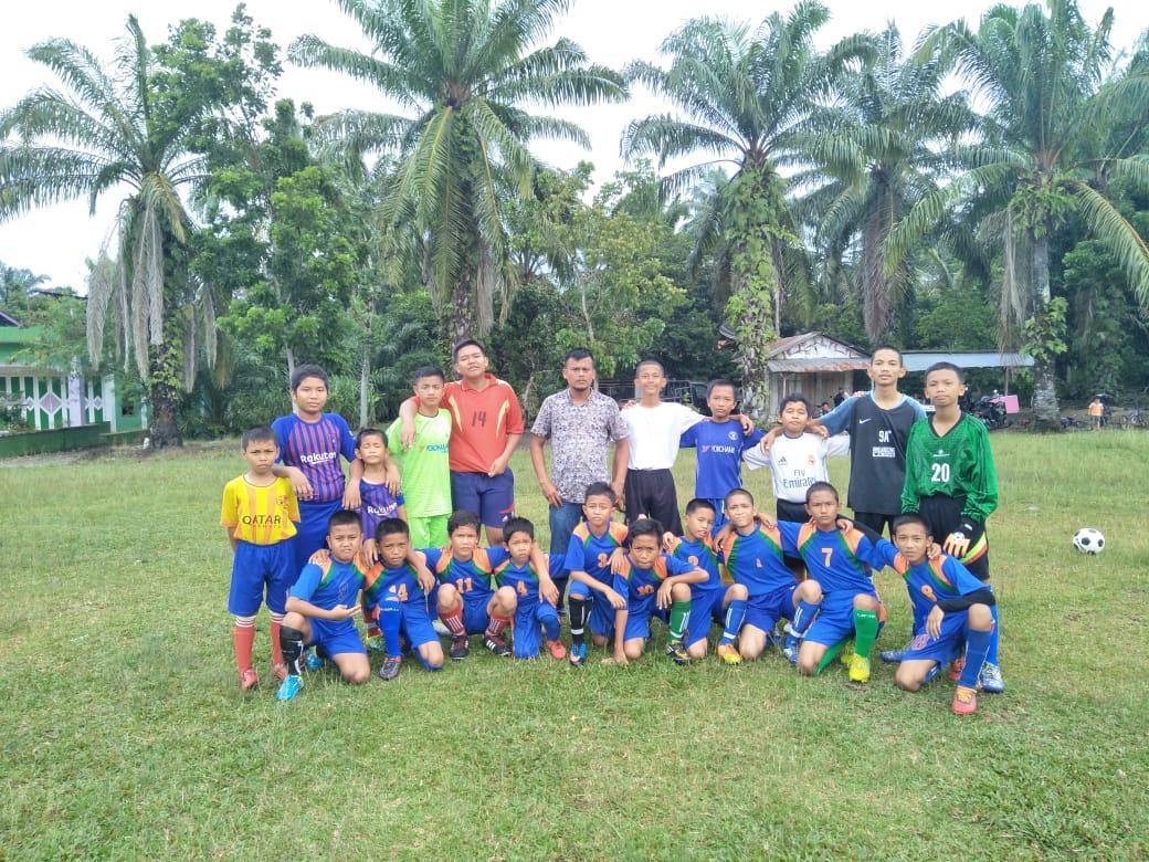 Barat FC, Siap Berlaga dan Tampil Beda di Labuhanbatu