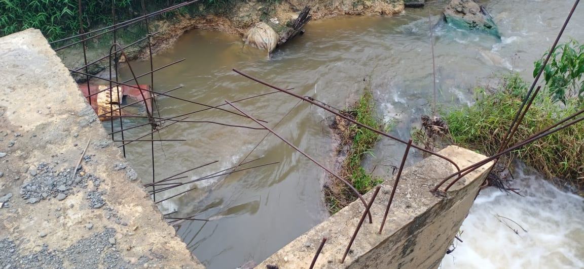 PTPN IV Sawit Langkat, Limbah Merusak Ekosistem Sungai