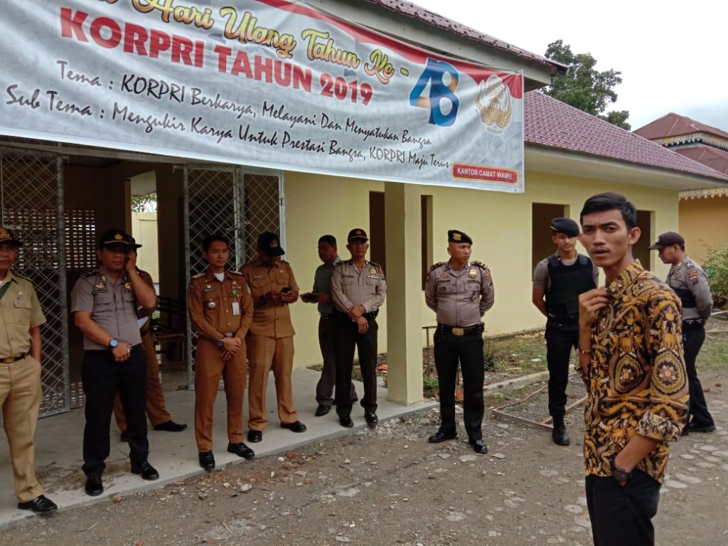 Jalan Rusak Wampu, Massa Aksi Bawa Keranda