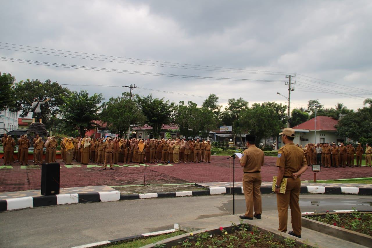 Bupati Labuhanbatu : Untuk Menunjang Kinerja Aparatur, Diskominfo Siapkan Aplikasi E-Brombang