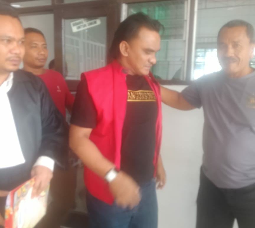 Pengadilan Negeri Labuhanbatu, Majelis Hakim Vonis Bebas Hendry Simangunsong