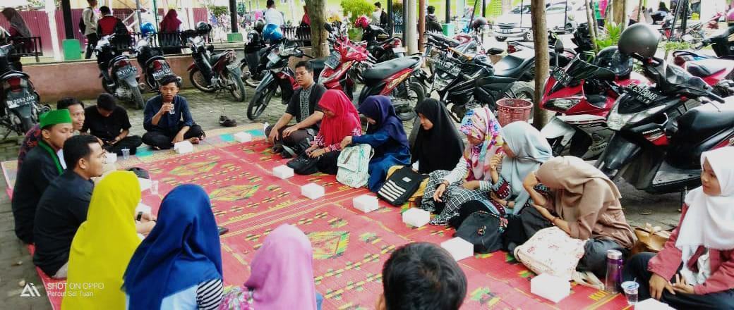 HMI Komisariat FDK UIN-SU, Laksanakan Diskusi Rutin