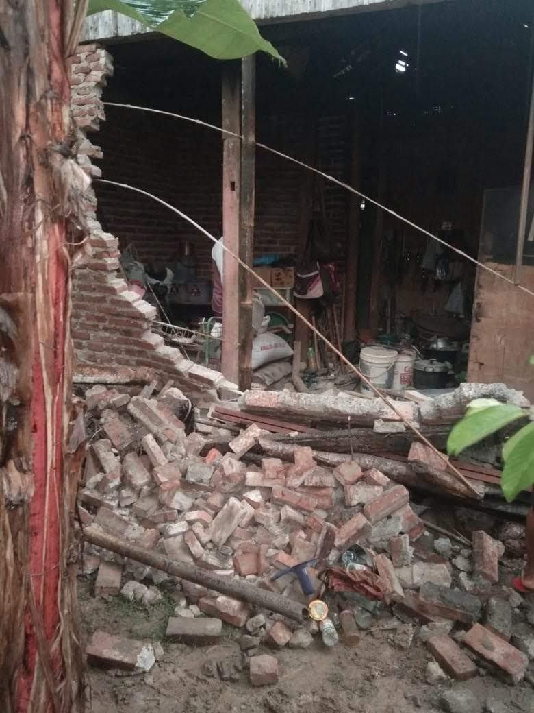 Hujan di Ciamis, Korban Rumah Ambruk Butuh Terpal