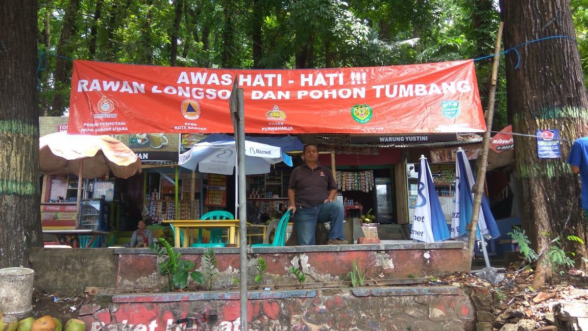 Bencana Alam, Perum Perhutani BKPH Banjar Utara Pasang Spanduk Himbauan