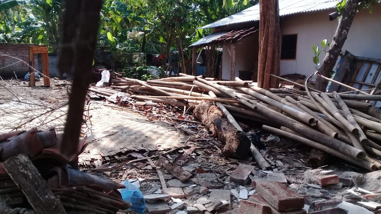 Rumah Ambruk di Banjar, Hujan Deras dan Lapuk Jadi Faktor Utama
