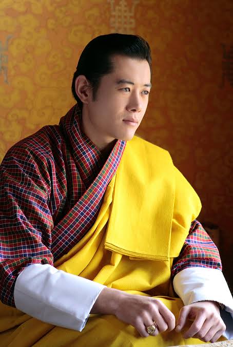 Antara Jigme, Fatih Nokturnal dan Gibran