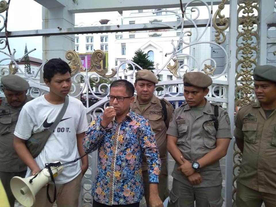 Mahasiswa Minta Tambang Emas PT. CMH Ditutup