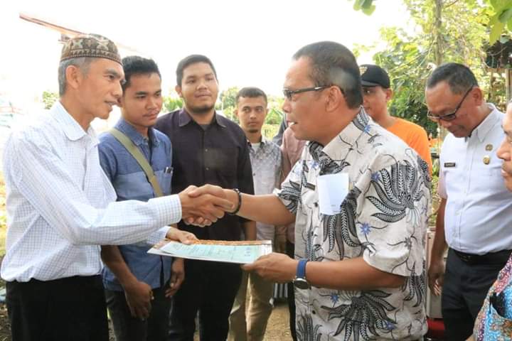 Pemko Medan Serahkan Sertifikat Organik Kepada P4S Tani Kreatif