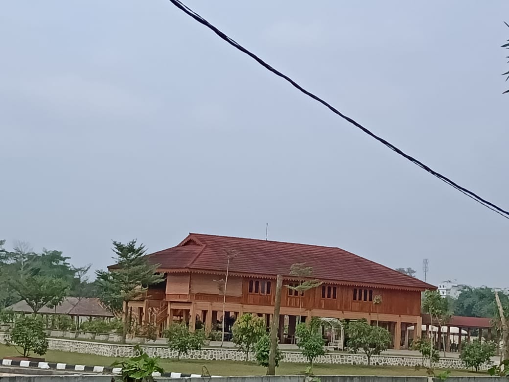 Demi Akses Jalan Kerumah Pribadi, Gubernur Rusak Situs Sejarah Benteng Putri Hijau