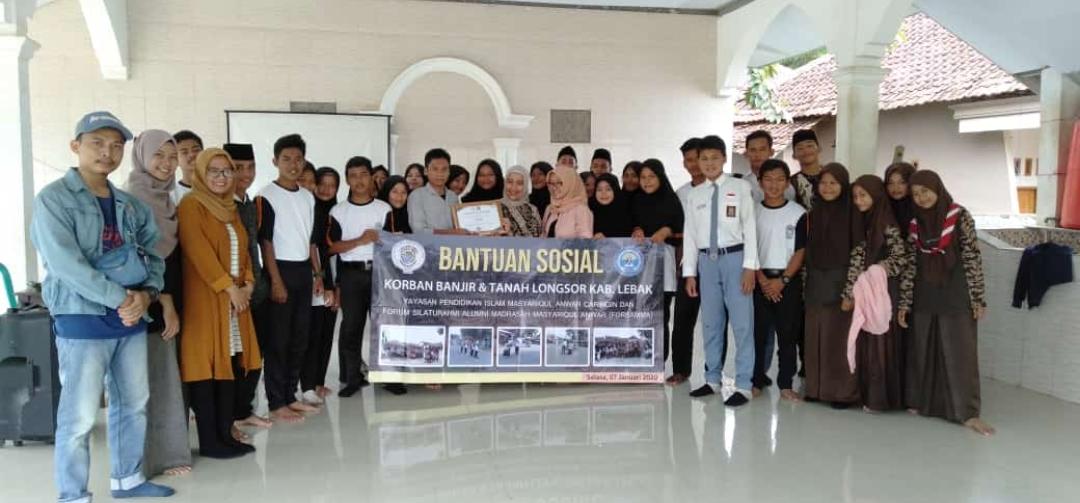 YPI Masyariqul Anwar Bersama FORSAMMA, Bantu Korban Banjir Banten dengan Trauma Healing