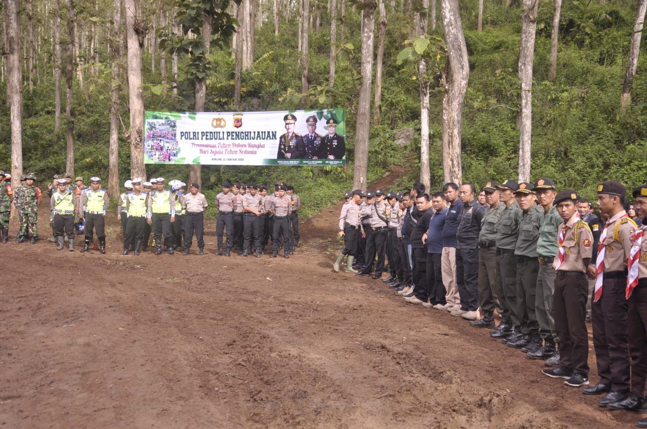 Polres Banjar, Adakan Kegiatan Polri Peduli Penghijauan
