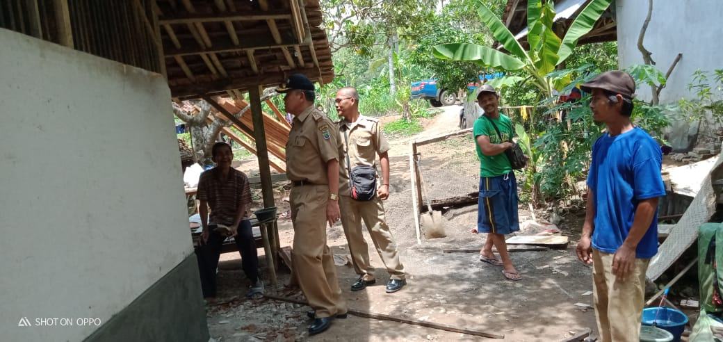 Dinas Sosial Ciamis, Kurangi Beban Korban Rumah Roboh