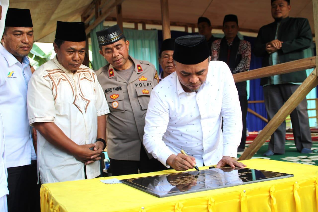 Pemkab Labuhanbatu, Kucurkan APBD 3,5 Miliar untuk Kampung Becek Aek Paing