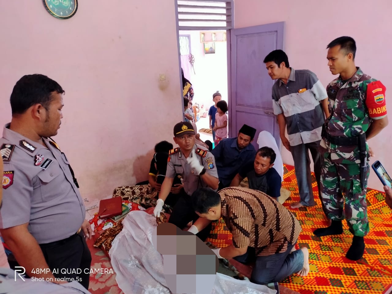 Diduga Depresi, Yasmara Gantung Diri