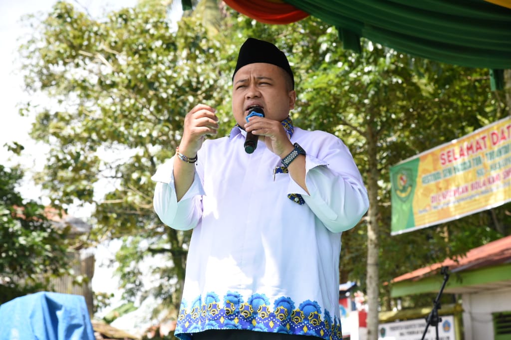 Anggota DPRD Tapanuli Selatan, Hadiri Pengajian BKMT
