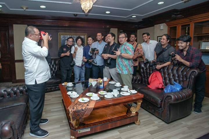 HUT PFI Medan ke-16, Ternyata Plt Wali Kota Medan juga Hobi Motret